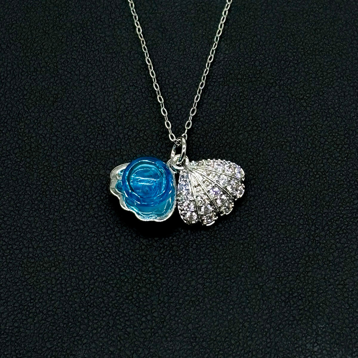 Aqua Diamond Shell Aroma Necklace | Sterling Silver | Energy & Healing Diffuser